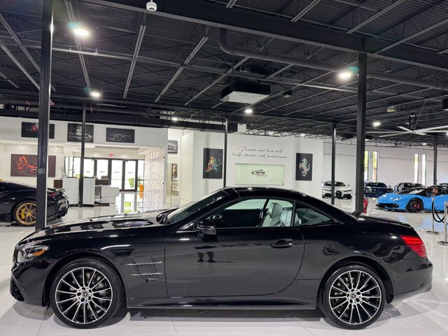 2018 Mercedes-Benz SL SL 550 DELIVERY MILES!! Obsidian Black paint, harman/kardon audio, designo interior AND MUCH MORE!!! Fort Lauderdale FL