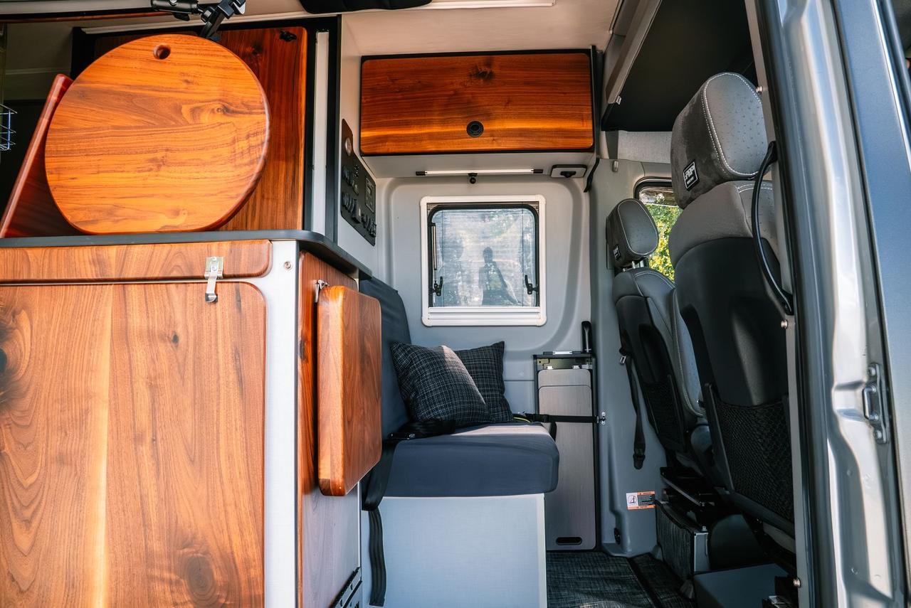 2018 Mercedes-Benz Sprinter 2500 Cargo 144 WB Portland OR