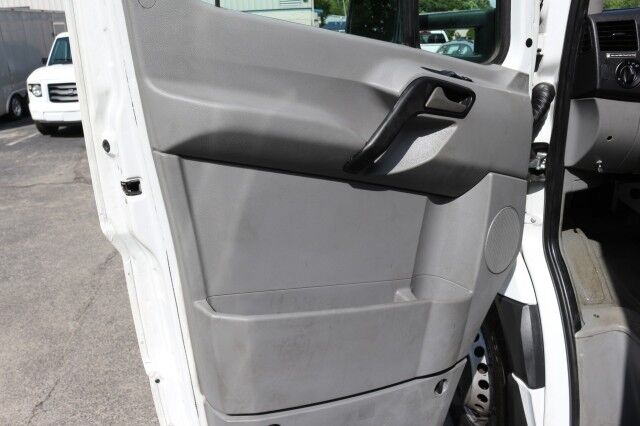 2018 Mercedes-Benz Sprinter Cab Chassis Box Truck  Knoxville TN