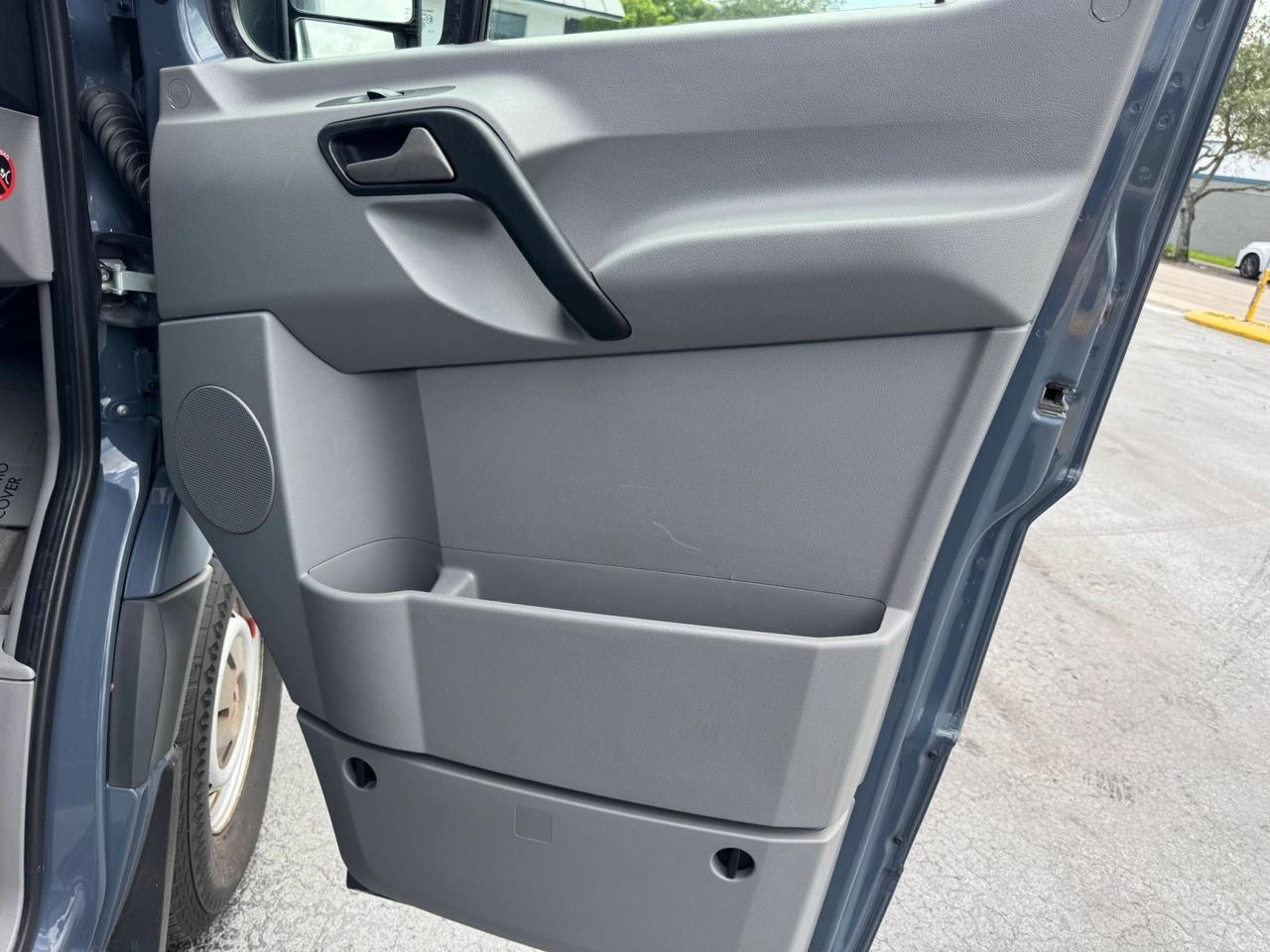 2018 Mercedes-Benz Sprinter Cargo Van Worker Miami FL