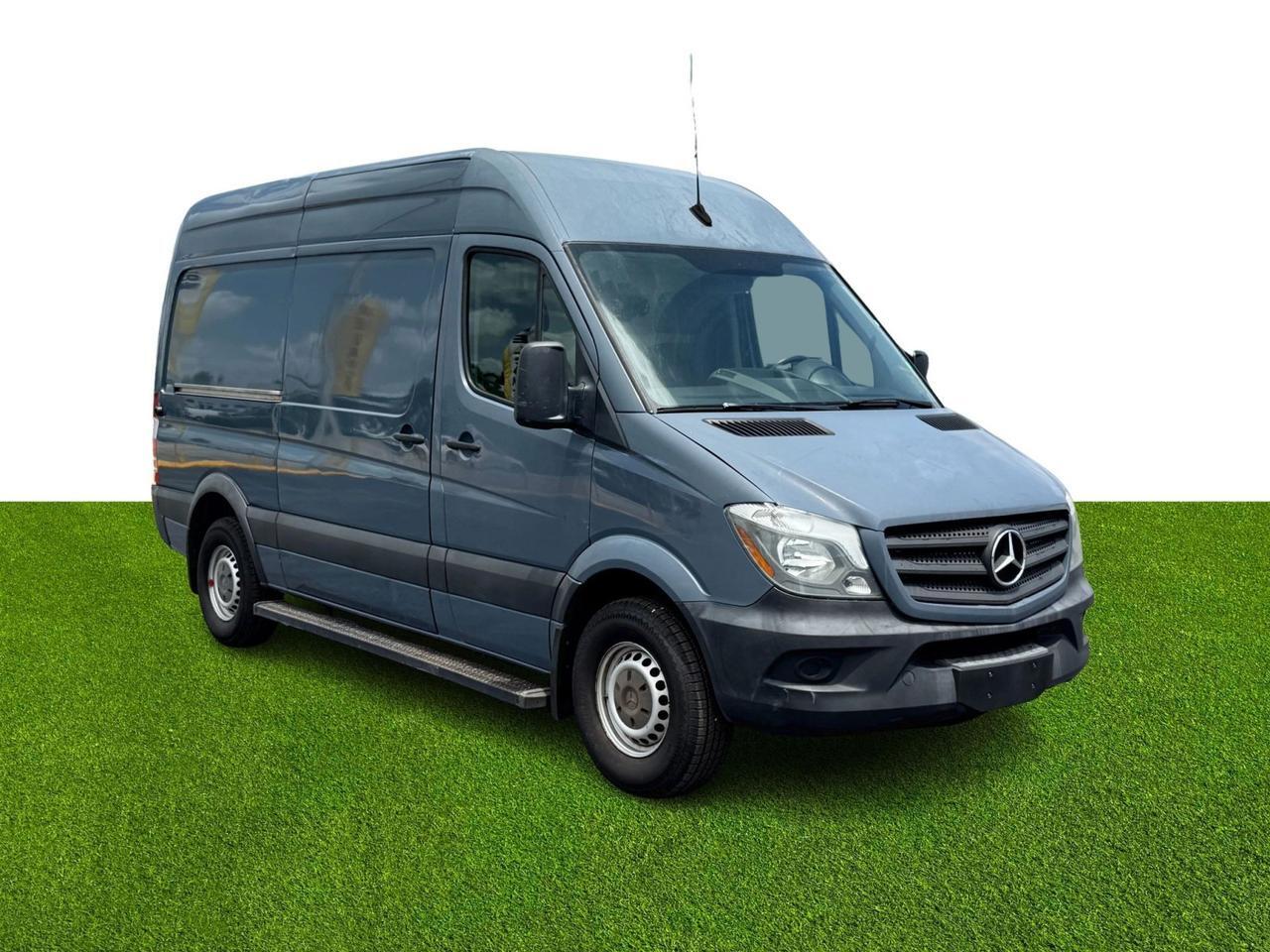 2018 Mercedes-Benz Sprinter Cargo Van Worker Miami FL
