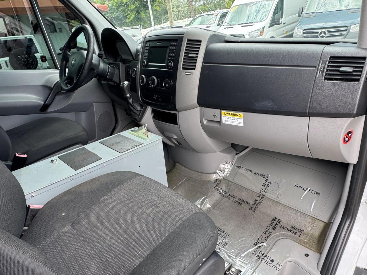 2018 Mercedes-Benz Sprinter Cargo Van Worker Miami FL