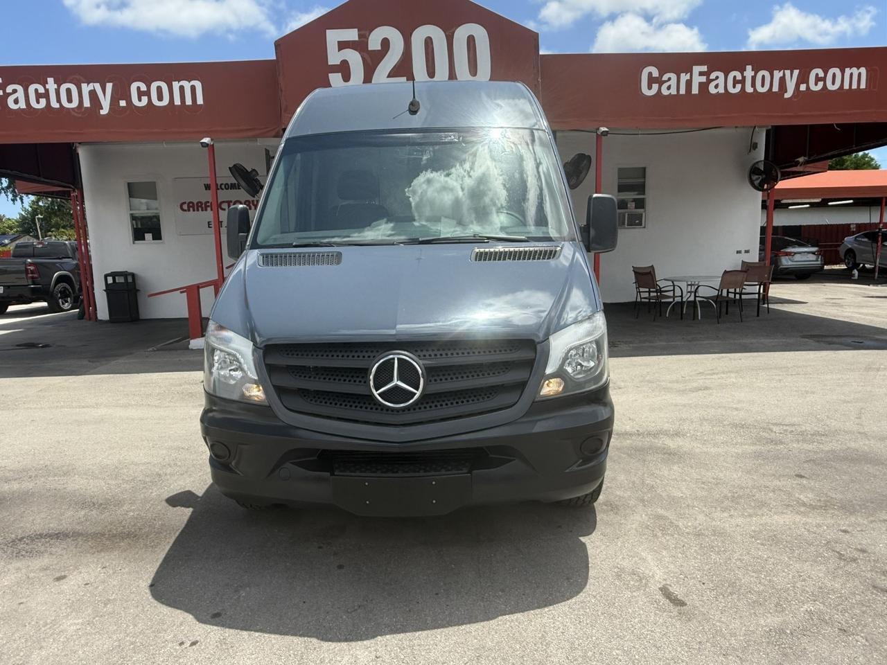 2018 Mercedes-Benz Sprinter Cargo Van Worker Hollywood FL