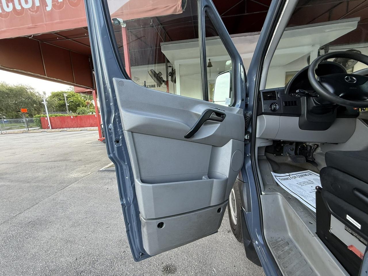 2018 Mercedes-Benz Sprinter Cargo Van Worker Hollywood FL