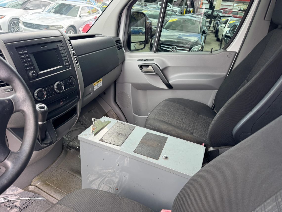 2018 Mercedes-Benz Sprinter WORKER Cargo High Roof w/170  WB Van 3D