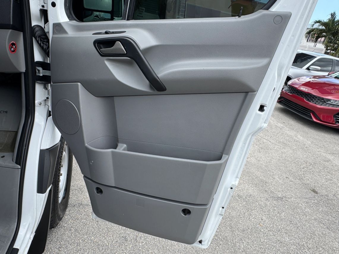 2018 Mercedes-Benz Sprinter WORKER Cargo High Roof w/170  WB Van 3D