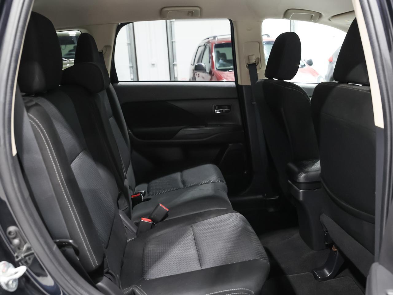 2018 Mitsubishi Outlander ES AWD Cranberry PA