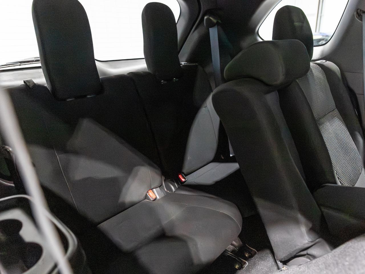 2018 Mitsubishi Outlander LE 7-Passenger Cranberry PA