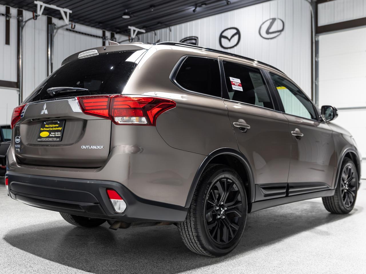 2018 Mitsubishi Outlander LE 7-Passenger Cranberry PA