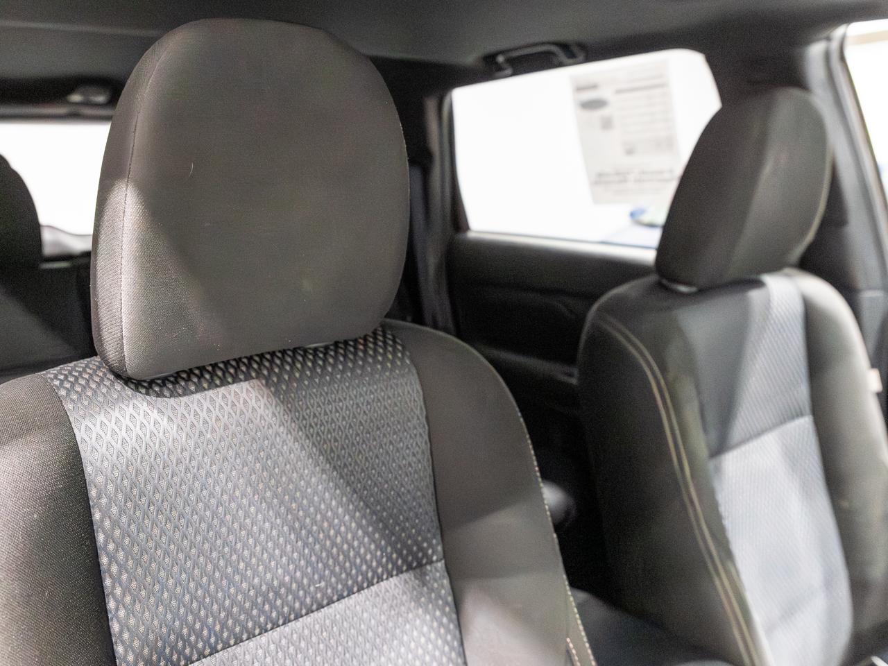 2018 Mitsubishi Outlander LE 7-Passenger Cranberry PA