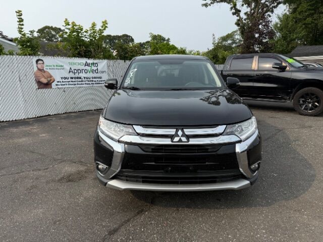 2018 Mitsubishi Outlander SE East Islip NY