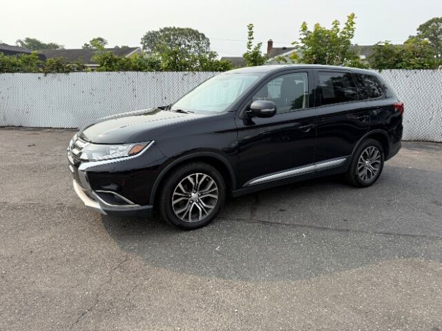 2018 Mitsubishi Outlander SE East Islip NY