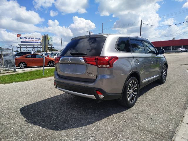 2018 Mitsubishi Outlander SE Sarasota FL