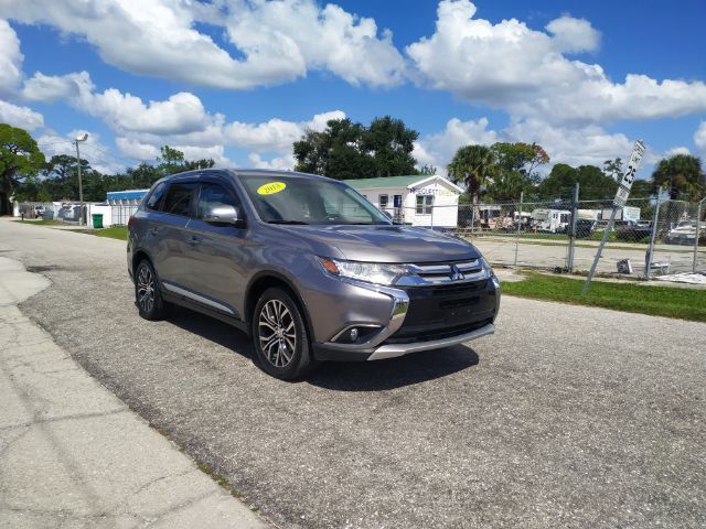 2018 Mitsubishi Outlander SE Sarasota FL