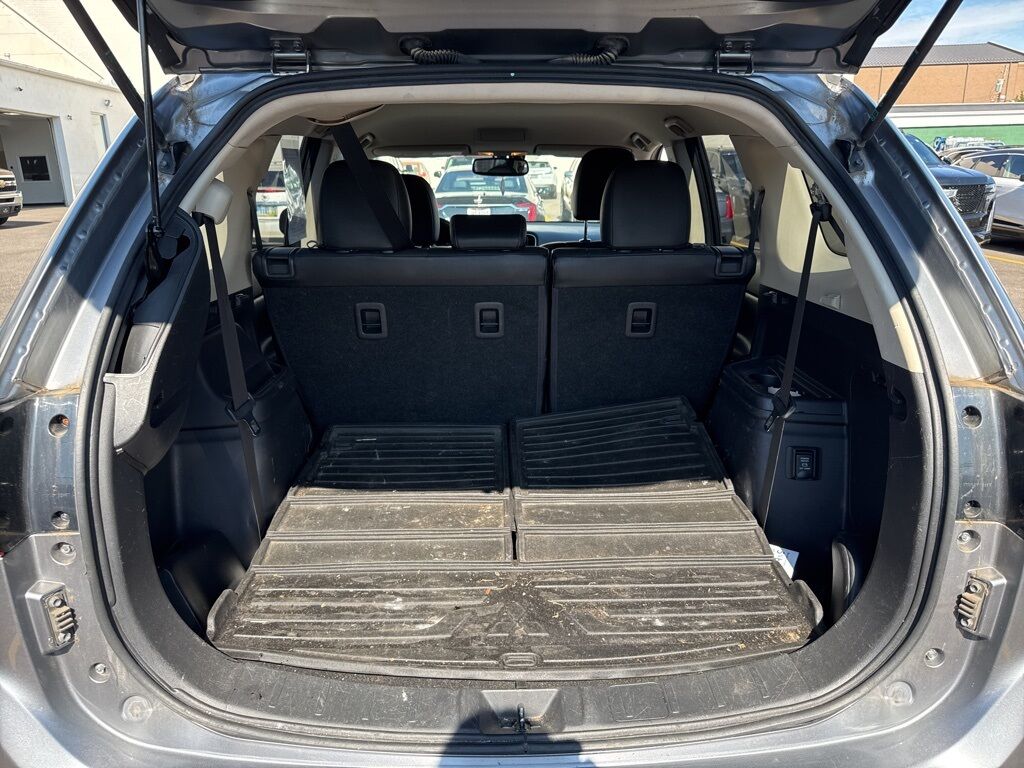 2018 Mitsubishi Outlander SEL AKRON OH