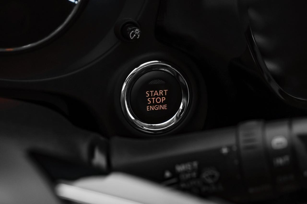 2018 Mitsubishi Outlander SEL PREMIUM PKG BLIND SPOT ASSIST SUNROOF LEATHER HEATED SEATS R Carrollton TX