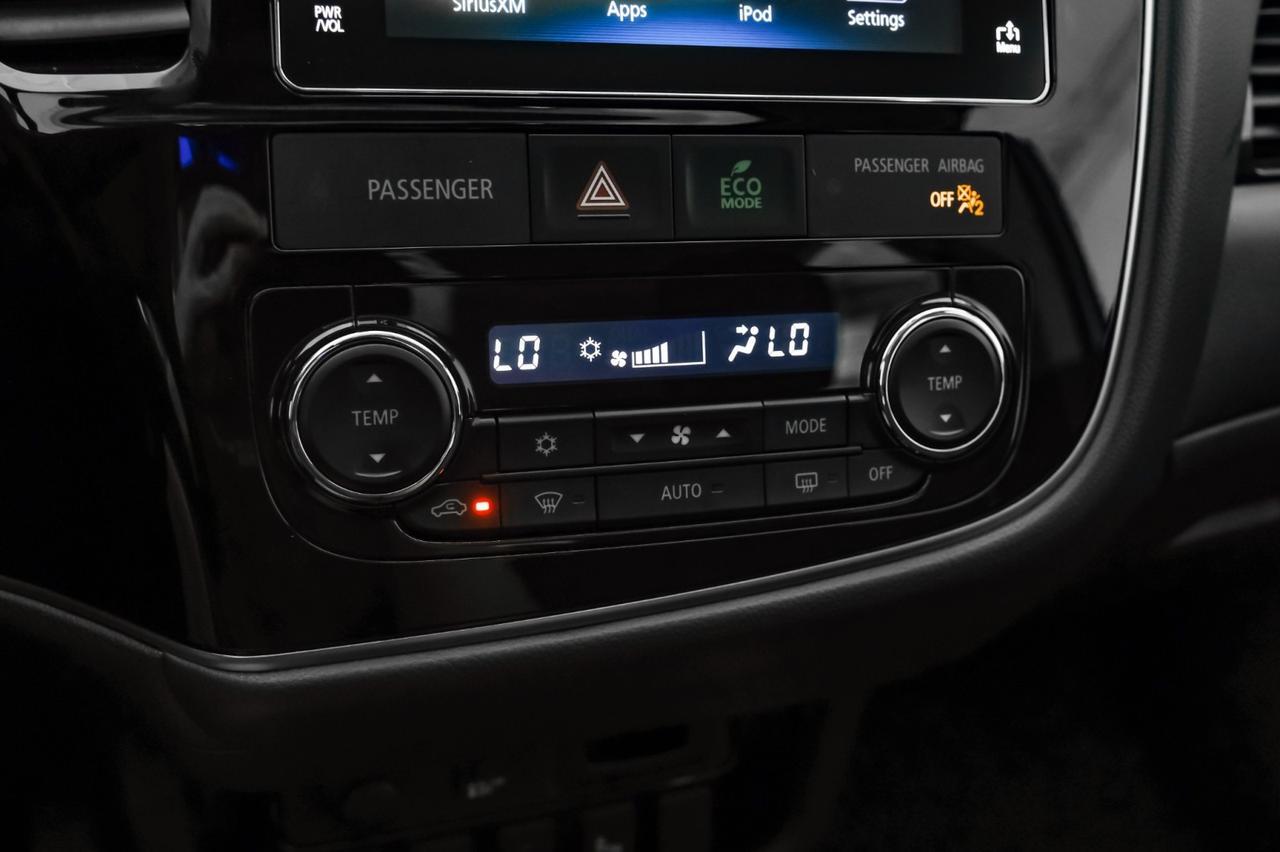 2018 Mitsubishi Outlander SEL PREMIUM PKG BLIND SPOT ASSIST SUNROOF LEATHER HEATED SEATS R Carrollton TX