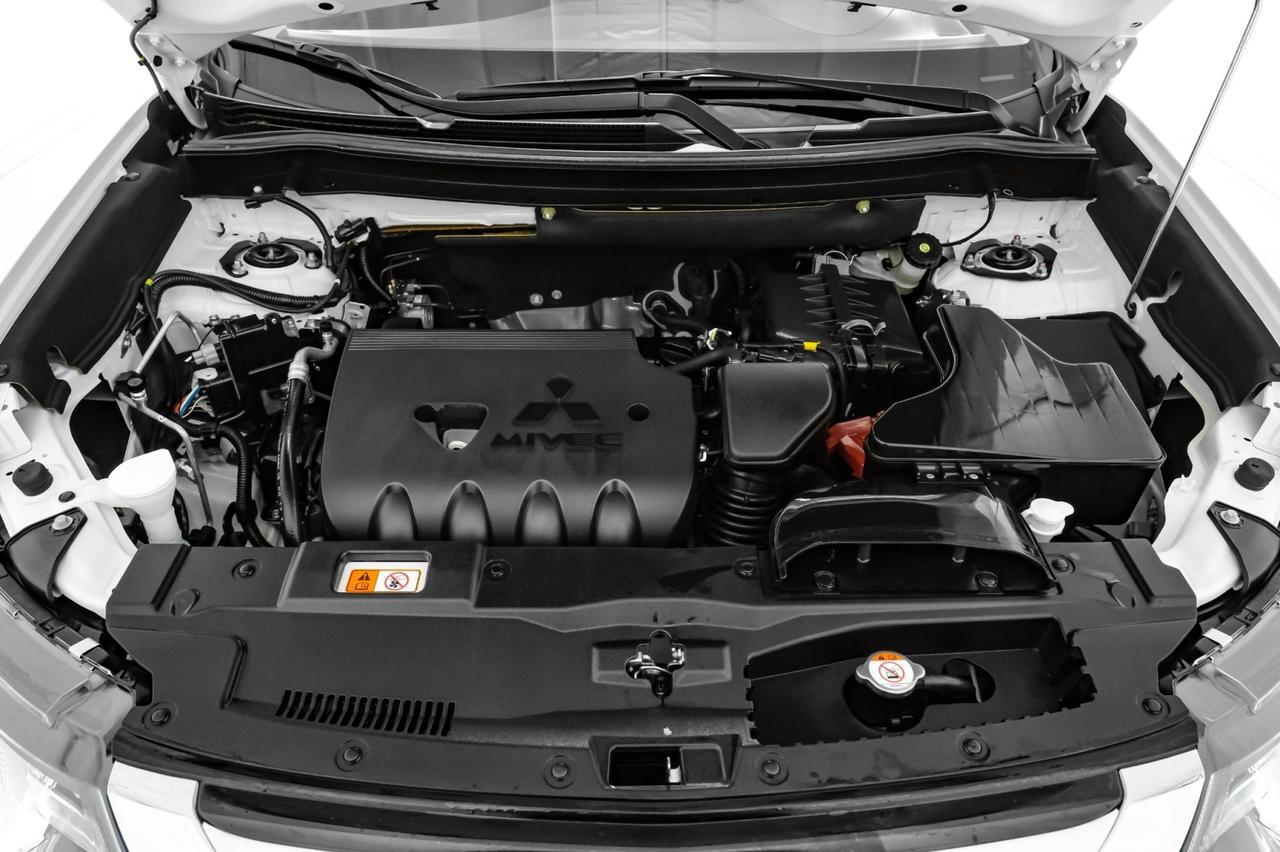 2018 Mitsubishi Outlander SEL PREMIUM PKG BLIND SPOT ASSIST SUNROOF LEATHER HEATED SEATS R Carrollton TX