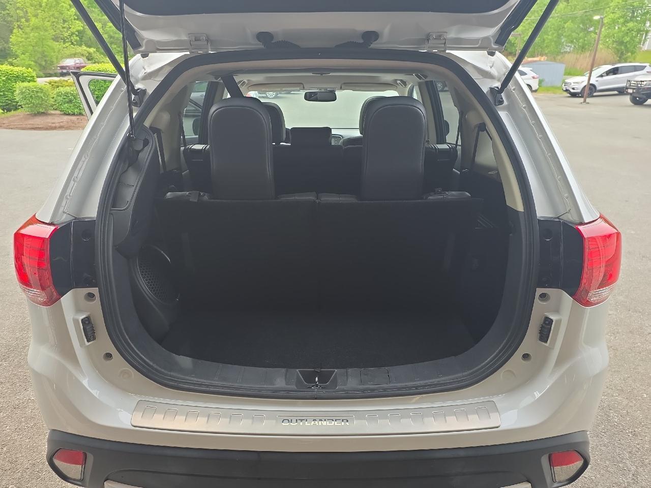 2018 Mitsubishi Outlander SEL Sand Lake NY