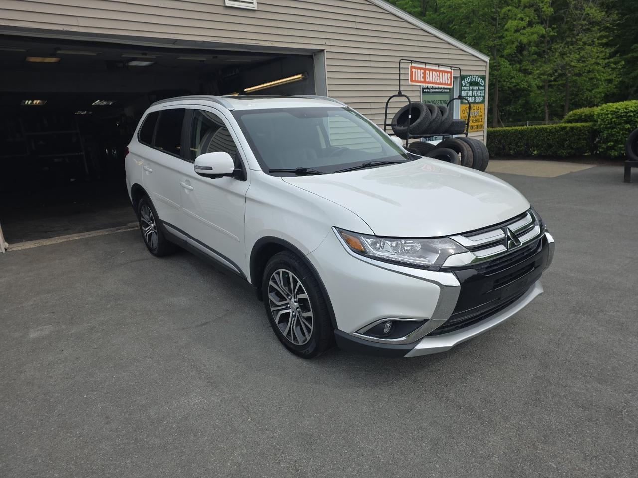 2018 Mitsubishi Outlander SEL Sand Lake NY