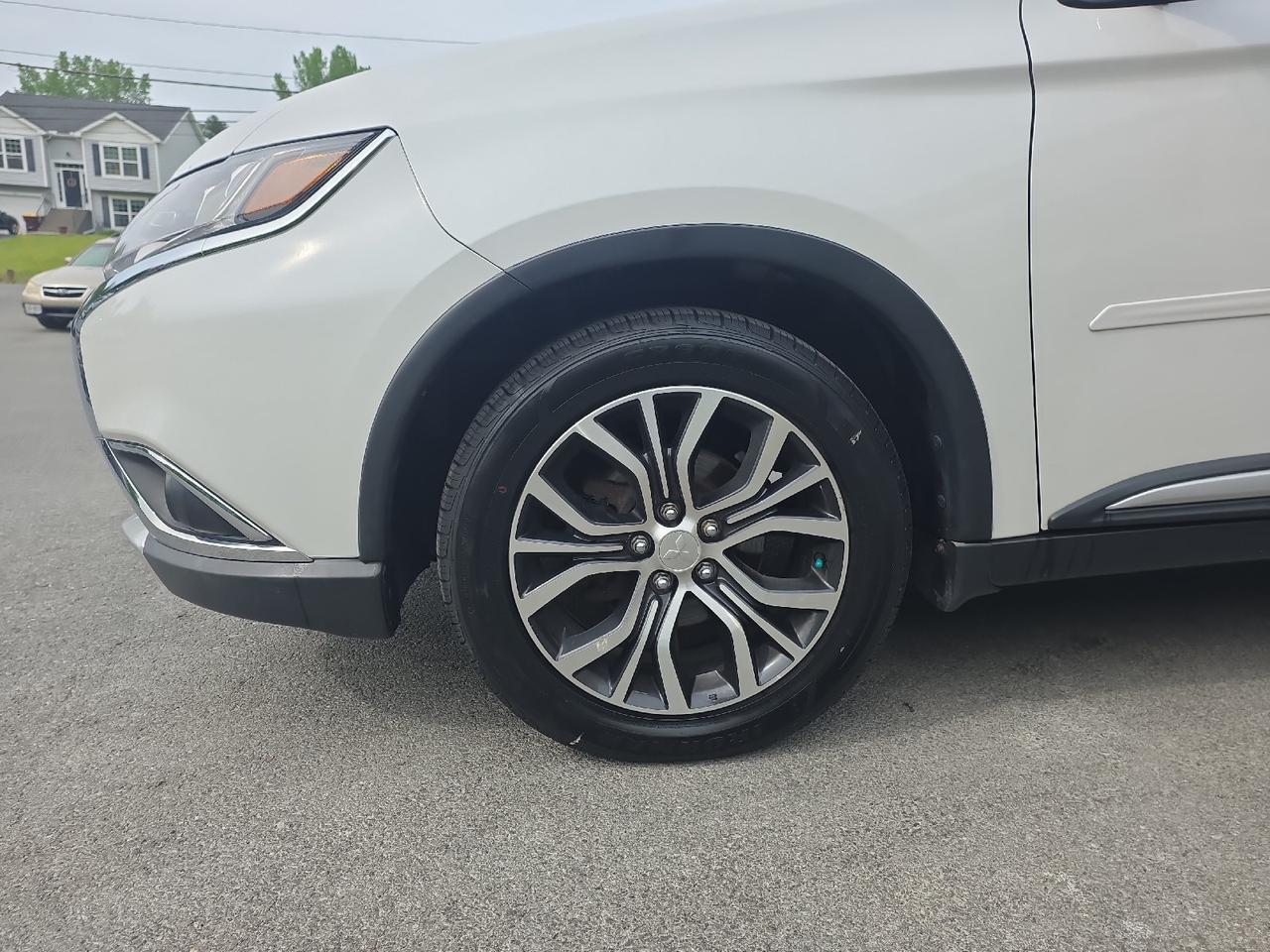 2018 Mitsubishi Outlander SEL Sand Lake NY