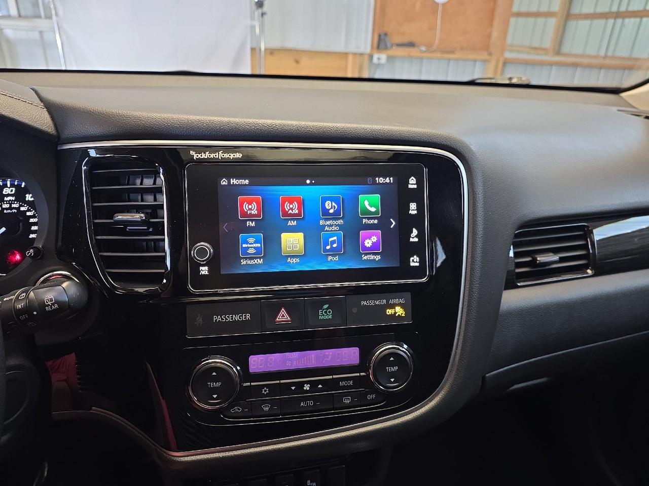2018 Mitsubishi Outlander SEL Sand Lake NY