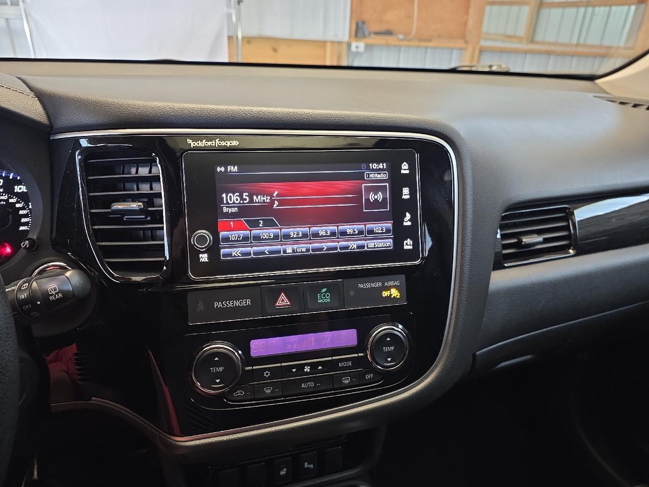 2018 Mitsubishi Outlander SEL Sand Lake NY