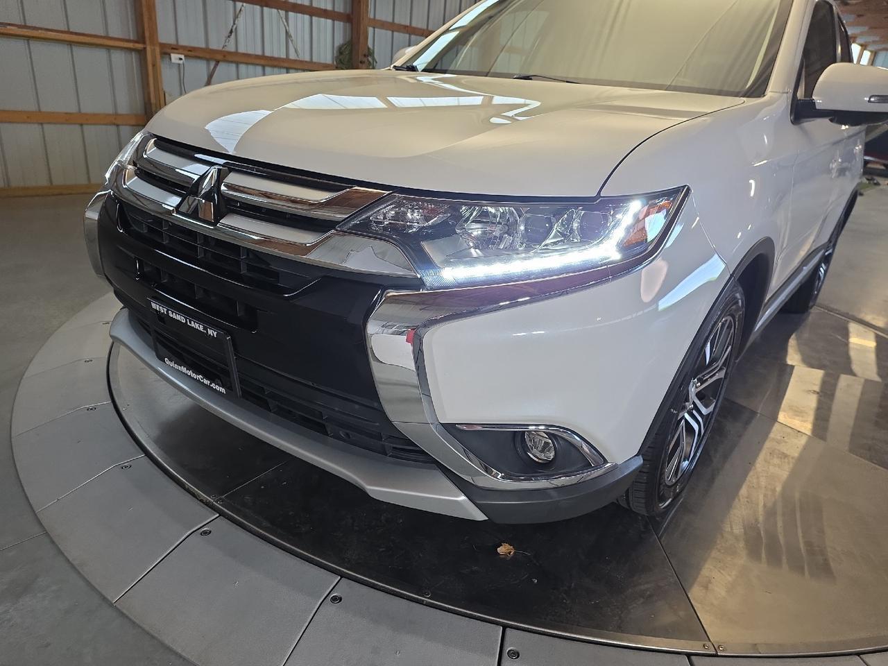 2018 Mitsubishi Outlander SEL Sand Lake NY