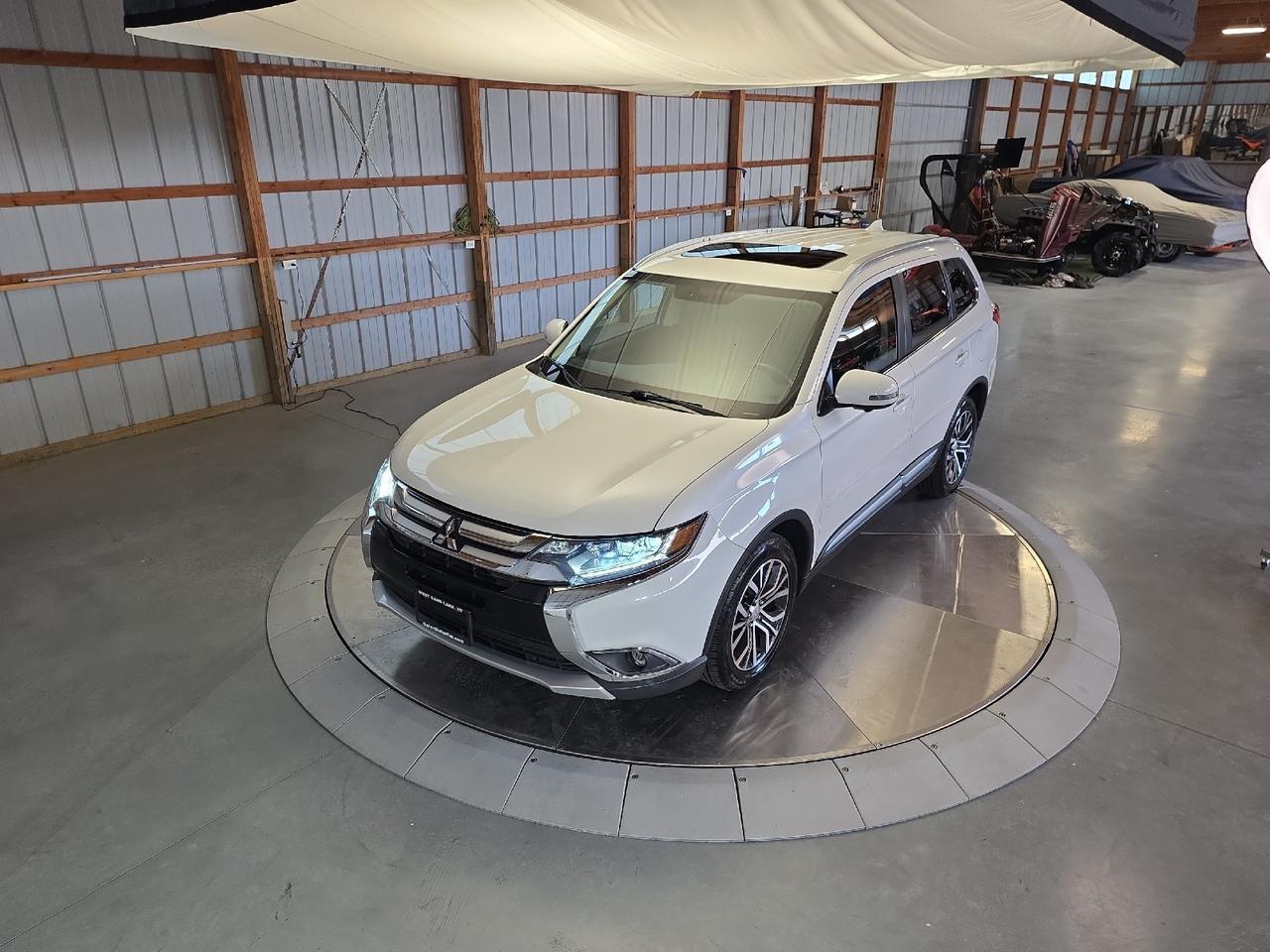 2018 Mitsubishi Outlander SEL Sand Lake NY