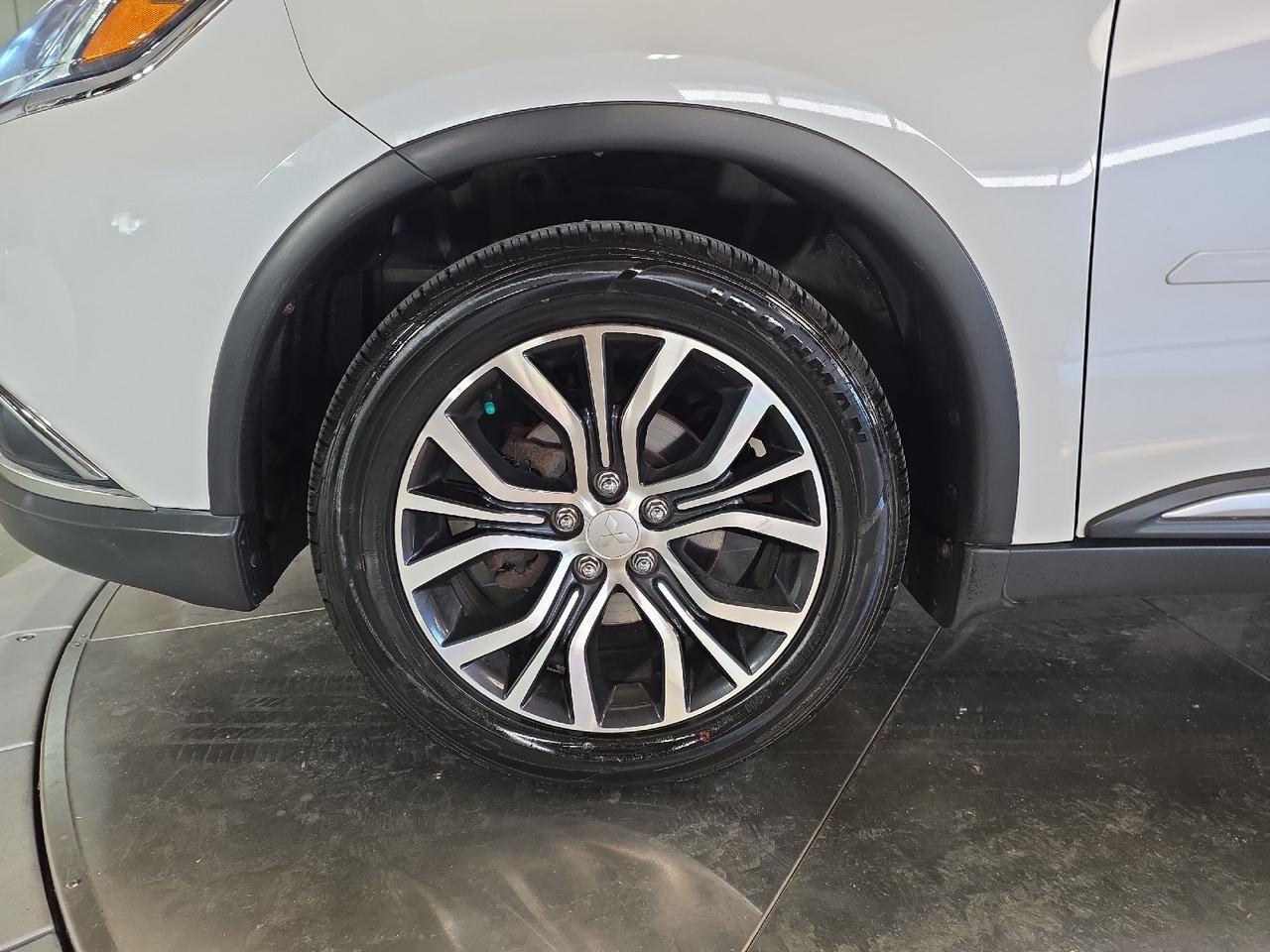 2018 Mitsubishi Outlander SEL Sand Lake NY
