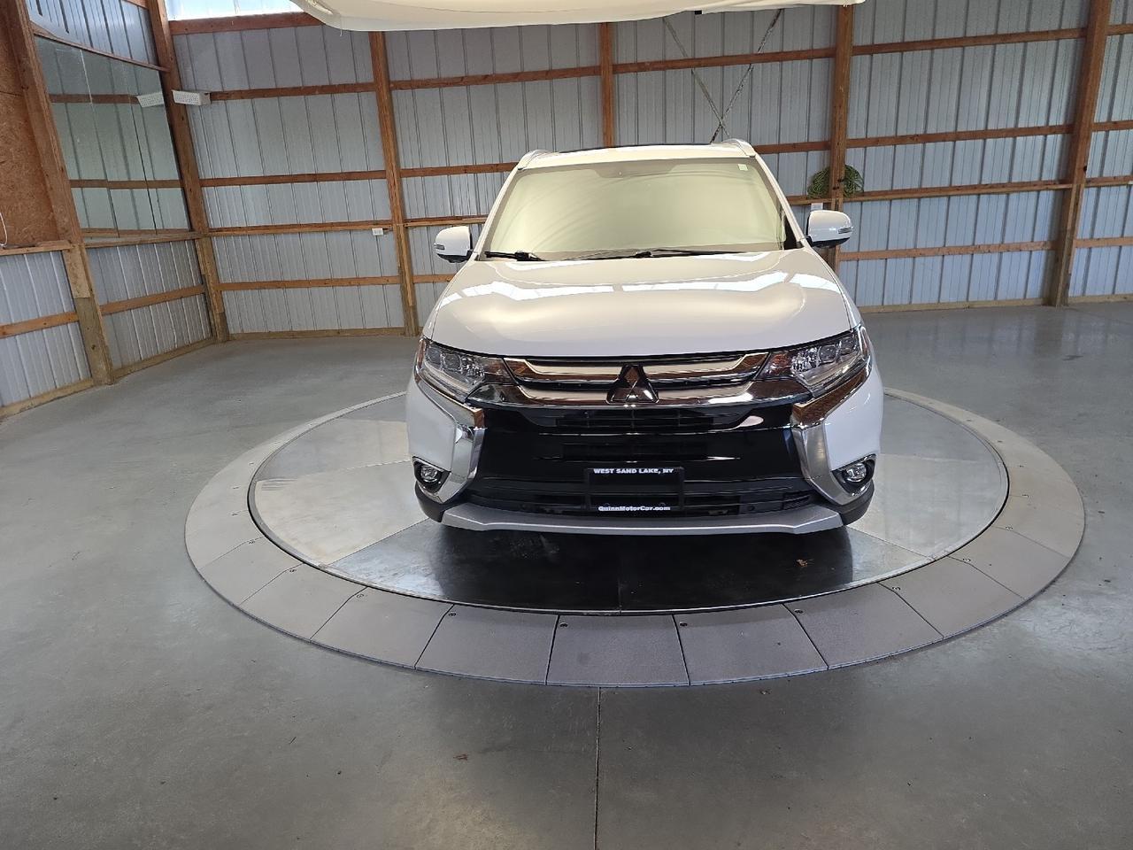 2018 Mitsubishi Outlander SEL Sand Lake NY