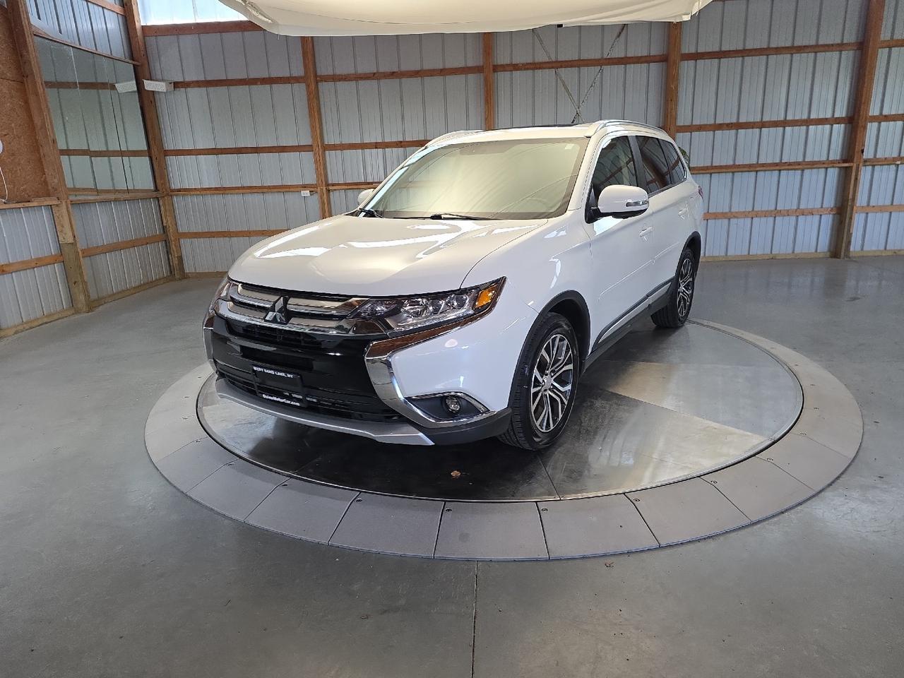 2018 Mitsubishi Outlander SEL Sand Lake NY