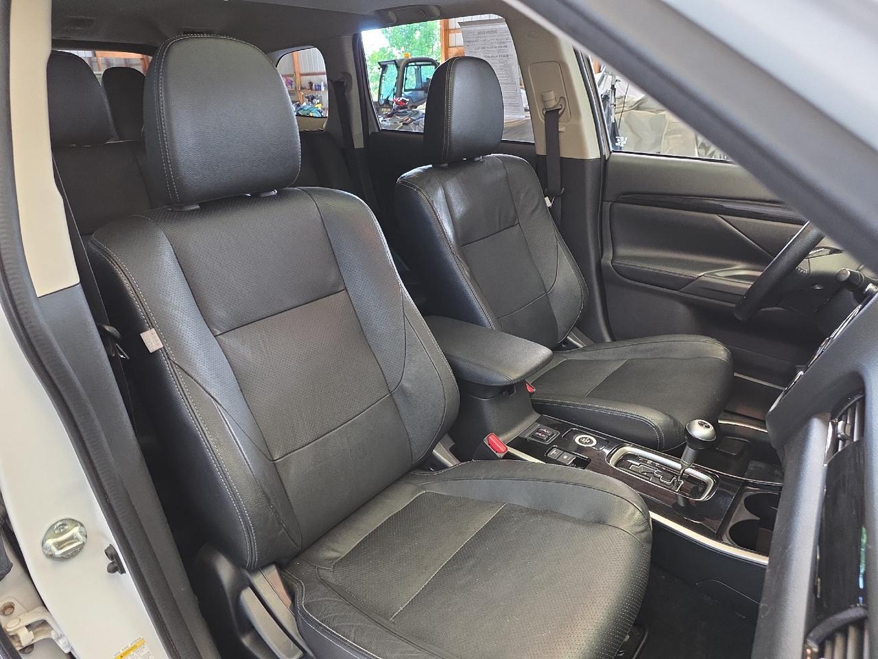 2018 Mitsubishi Outlander SEL Sand Lake NY