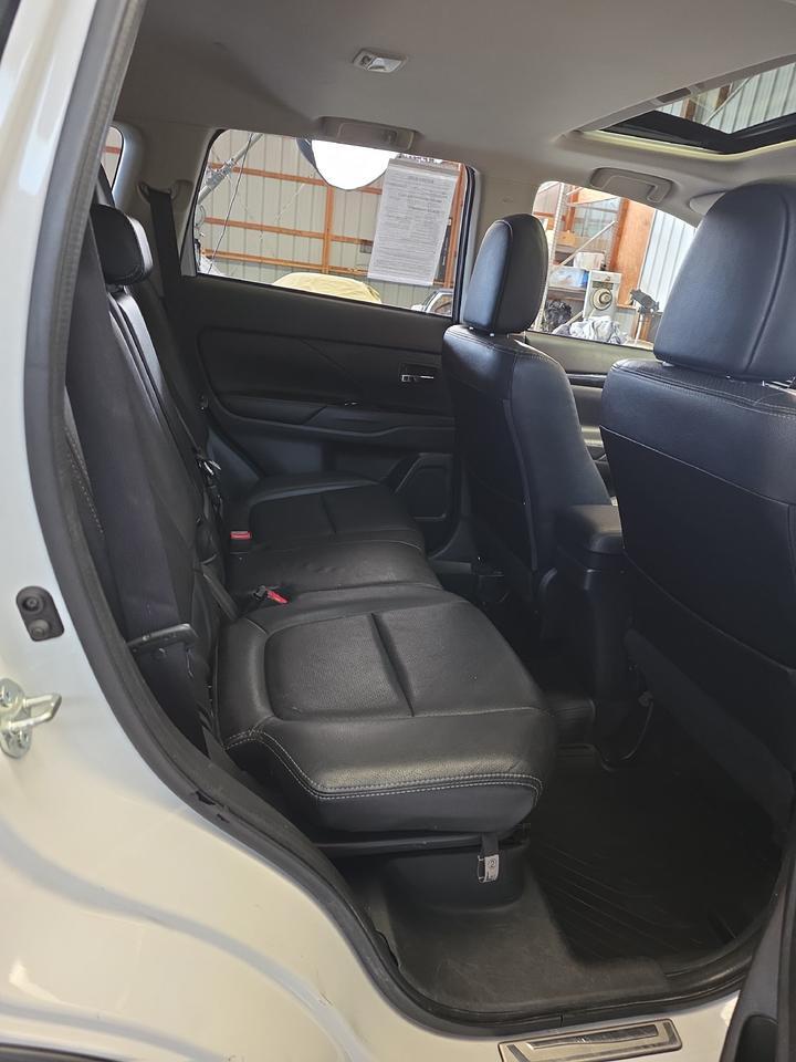 2018 Mitsubishi Outlander SEL Sand Lake NY