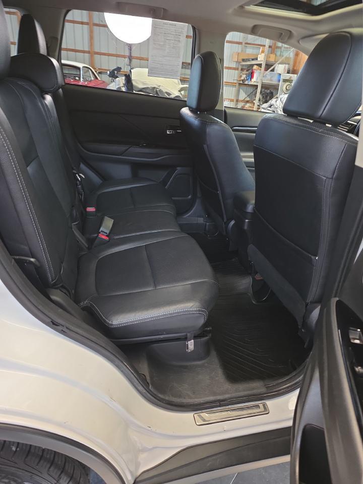 2018 Mitsubishi Outlander SEL Sand Lake NY