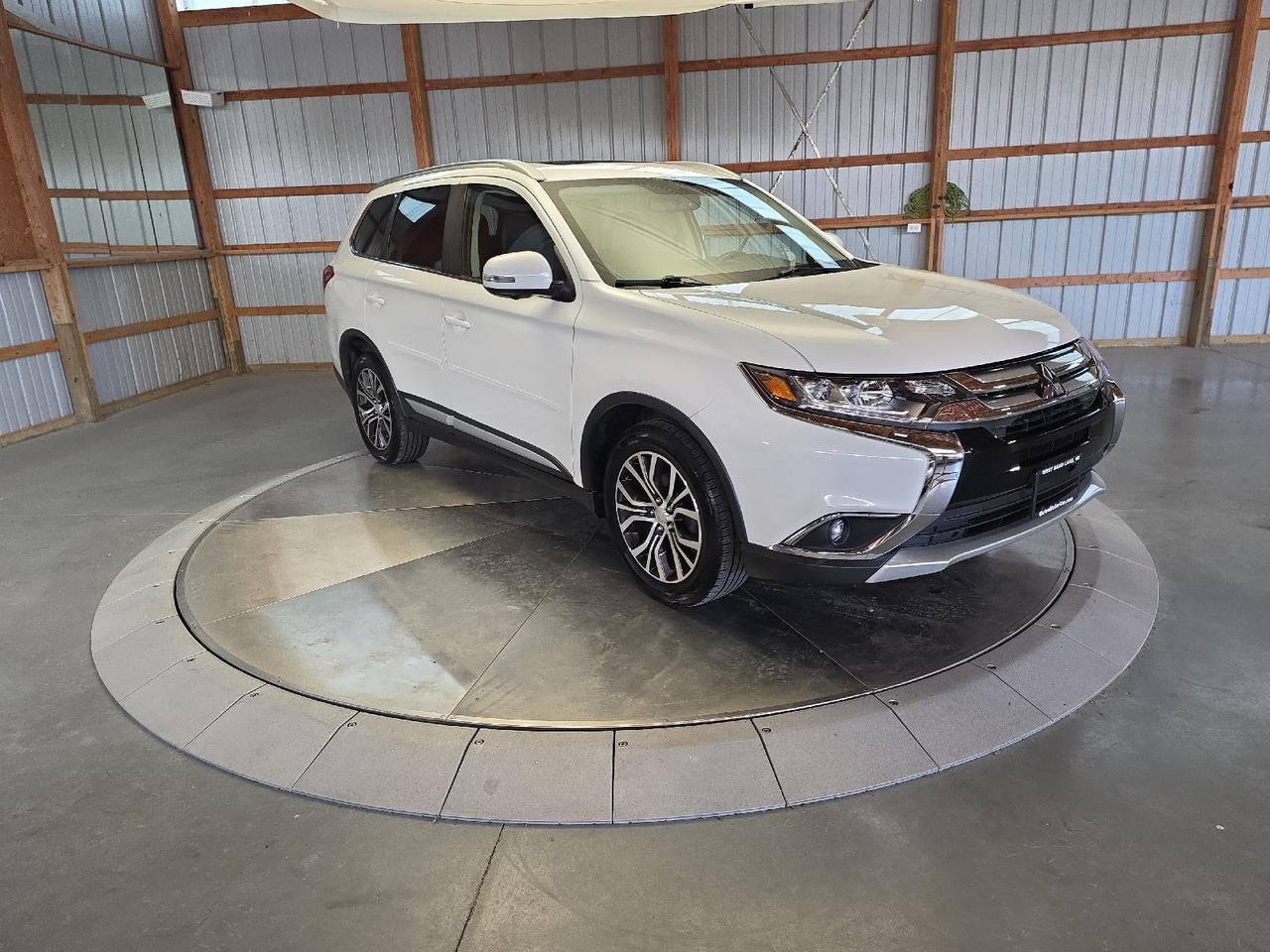 2018 Mitsubishi Outlander SEL Sand Lake NY