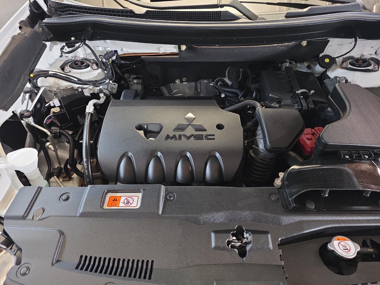 2018 Mitsubishi Outlander SEL Sand Lake NY