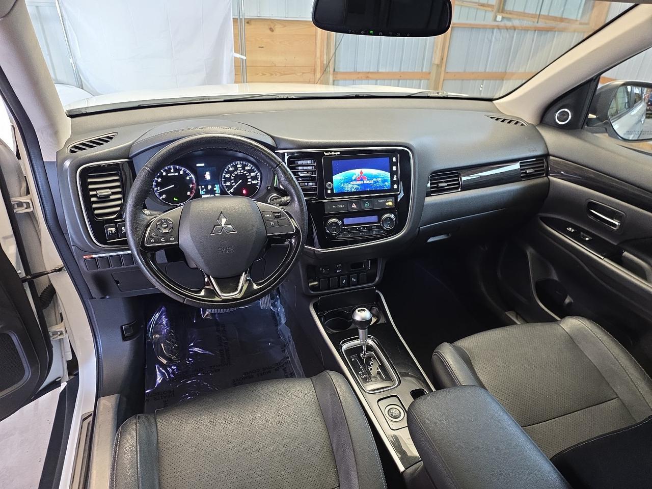 2018 Mitsubishi Outlander SEL Sand Lake NY