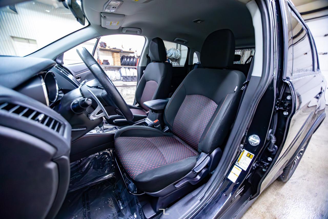 2018 Mitsubishi RVR AWD SE LTD BCam Red Deer AB