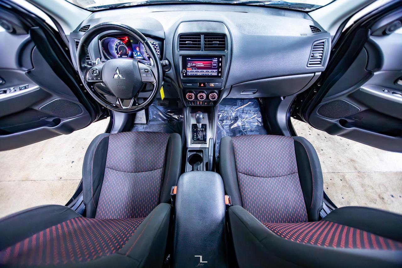 2018 Mitsubishi RVR AWD SE LTD BCam Red Deer AB