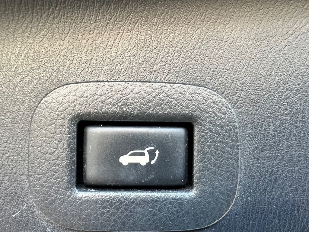 2018 NISSAN ARMADA SV Des Moines WA