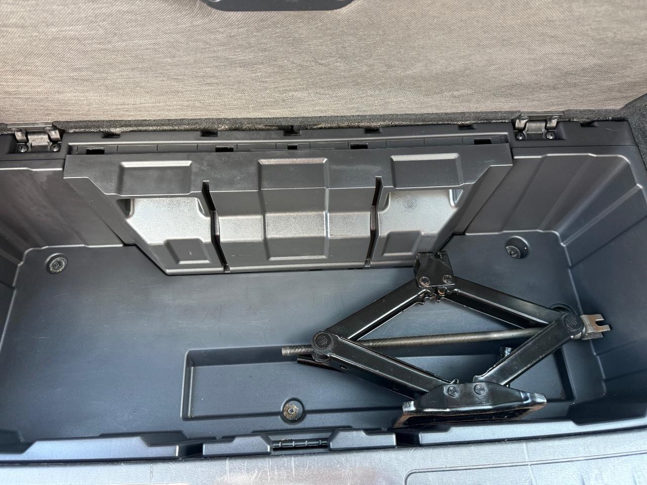 2018 NISSAN PATHFINDER 4D UTIL S Austin TX