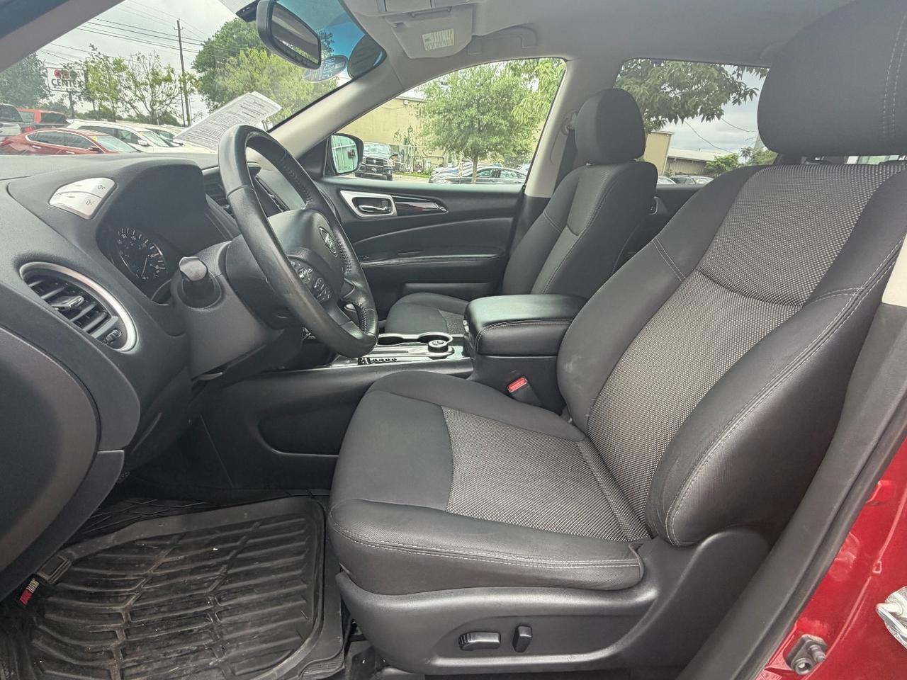 2018 NISSAN PATHFINDER SV 4D UTIL SV Austin TX
