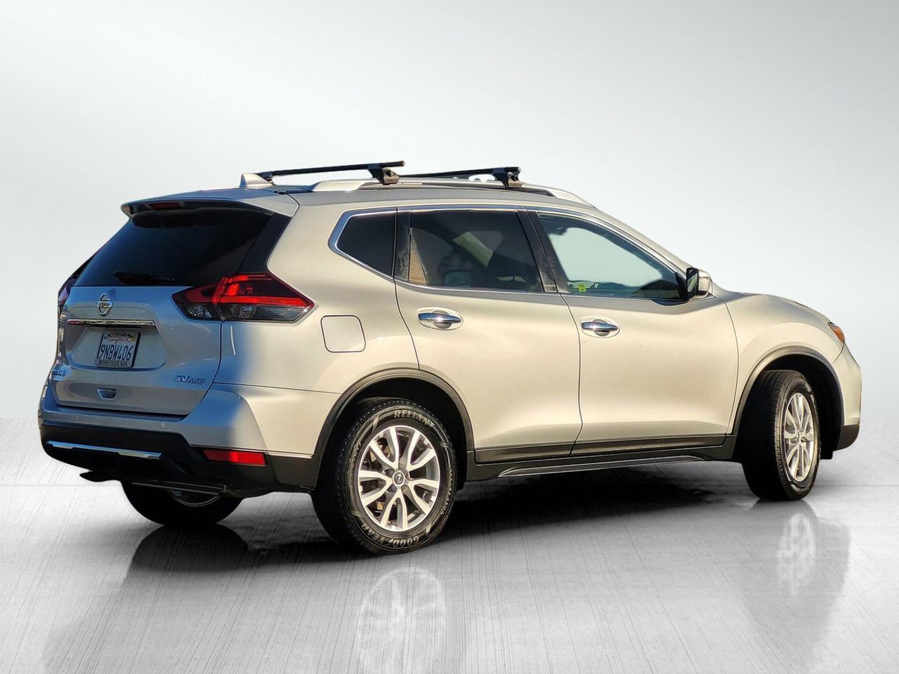 2018 NISSAN ROGUE SV Roseville CA