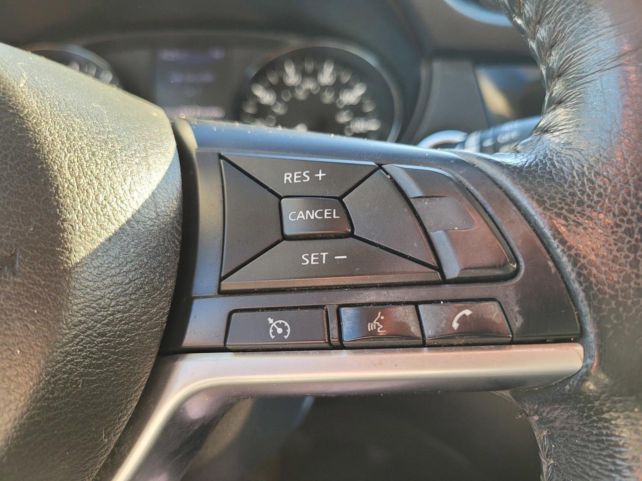 2018 NISSAN ROGUE SV Roseville CA