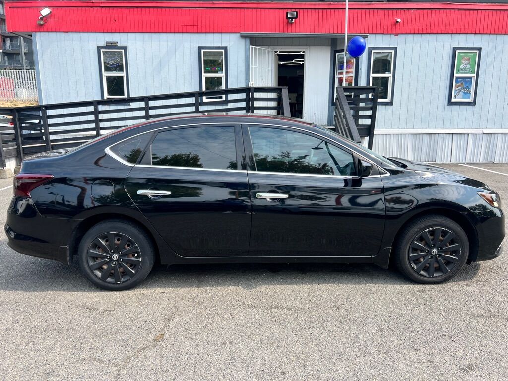 2018 NISSAN SENTRA S Des Moines WA