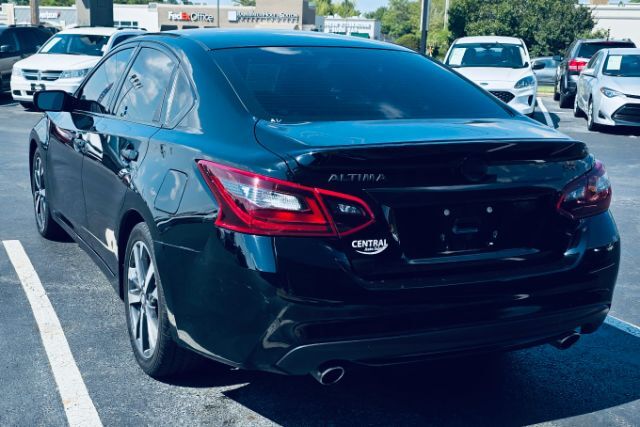 2018 Nissan Altima - SD 2.5 SR