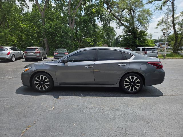 2018 Nissan Altima 2.5 SV Elgin IL