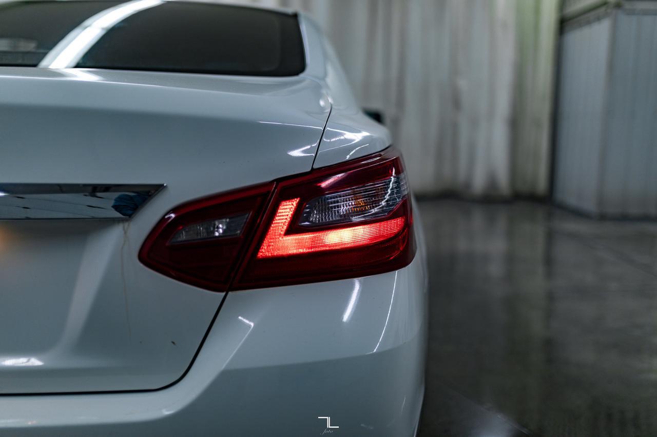 2018 Nissan Altima S BCam Red Deer AB