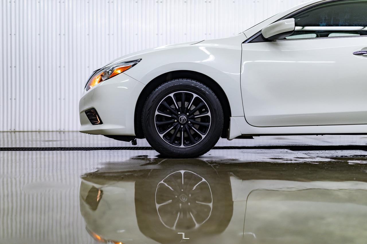 2018 Nissan Altima S BCam Red Deer AB